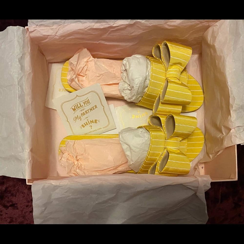 Polly plum yellow bow sandal